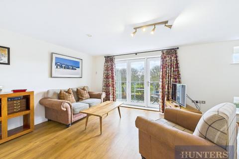 2 bedroom flat for sale, Scalby Mills Road, Scarborough