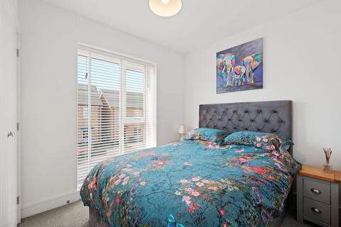 15 Lancaster Way, Cofton Hackett, Birmingham, B45 8FZ