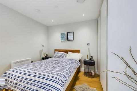 Studio for sale, Springfield Road, Chelmsford