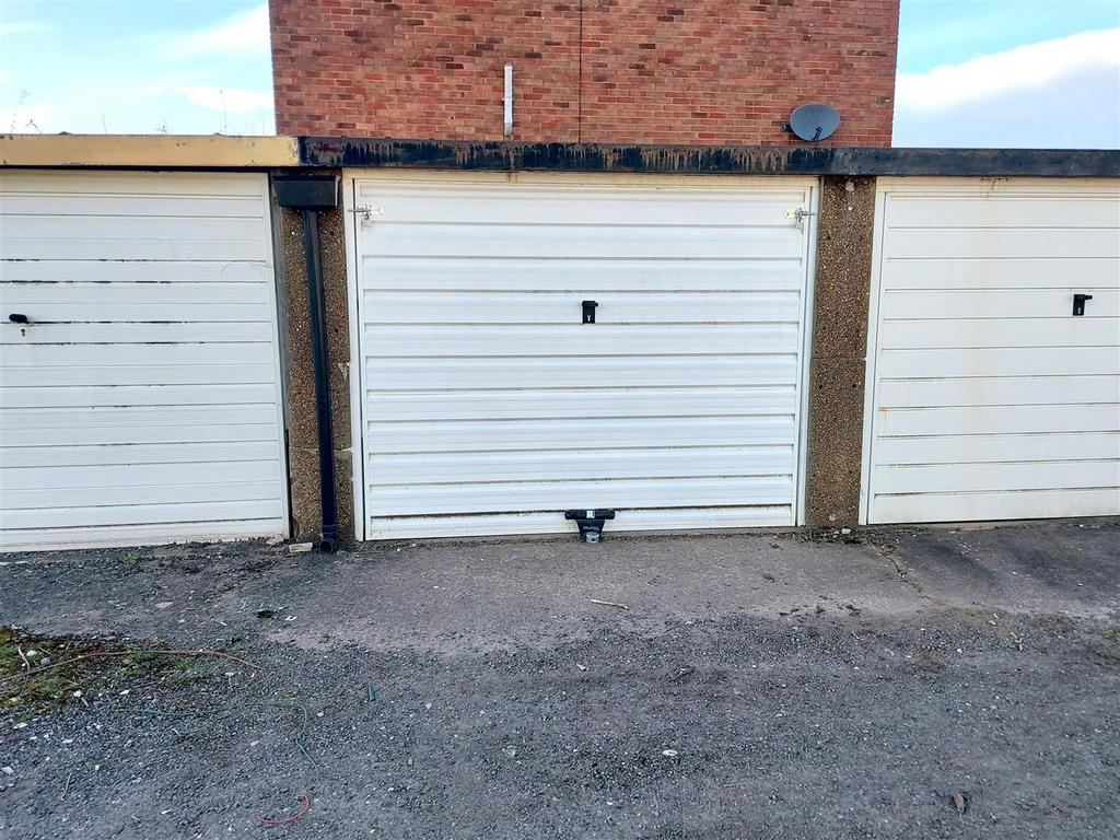 Garage En-Bloc