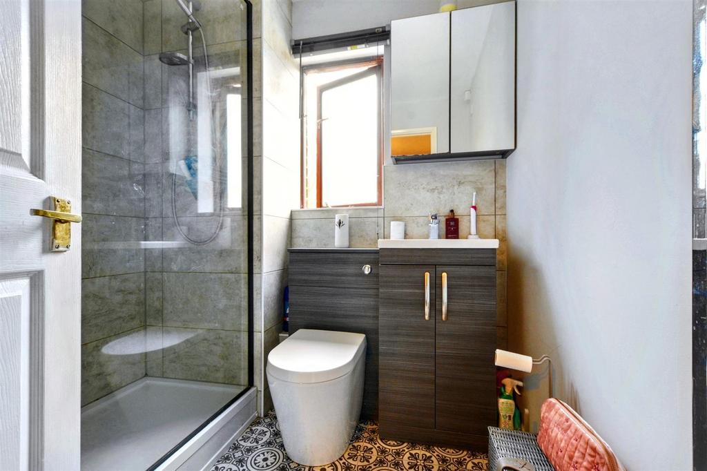 Shower Room.jpeg