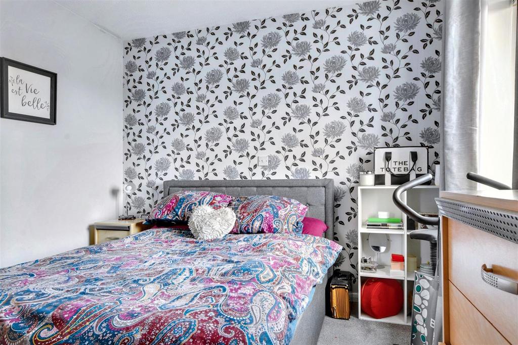 Bedroom One 1.jpeg