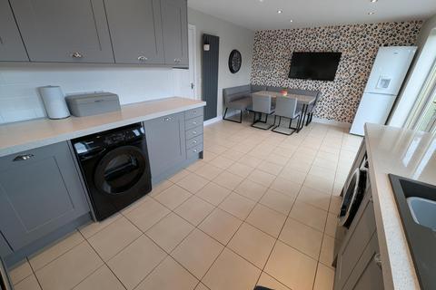 24 Hadleigh Drive, Barrow-in-furness, LA13 0GR