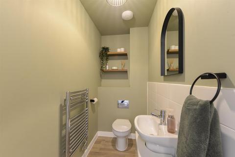 3 bedroom semi-detached house for sale, Greystone Square, Peters Village, Wouldham