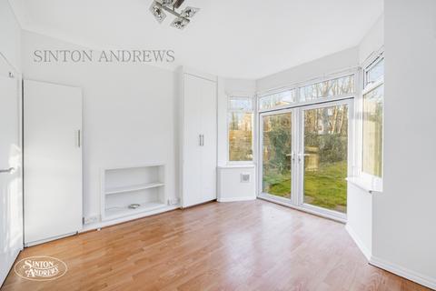 Flat 2, 29 Madeley Road, London, W5 2LS
