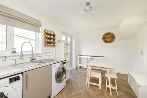 37 Aspen Drive, Gorebridge, EH23 4PZ