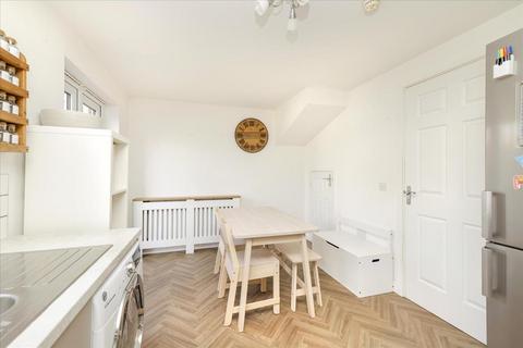 37 Aspen Drive, Gorebridge, EH23 4PZ