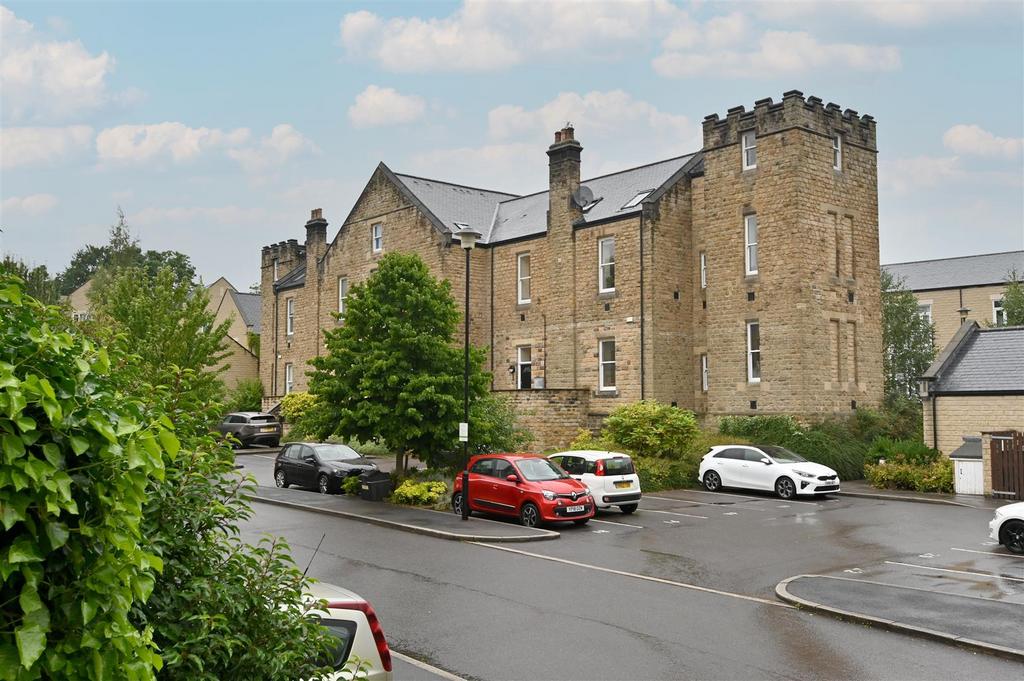 Victoria Court.jpg