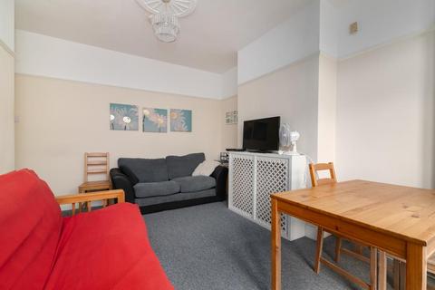3 bedroom terraced house for sale, Wadham Avenue, London