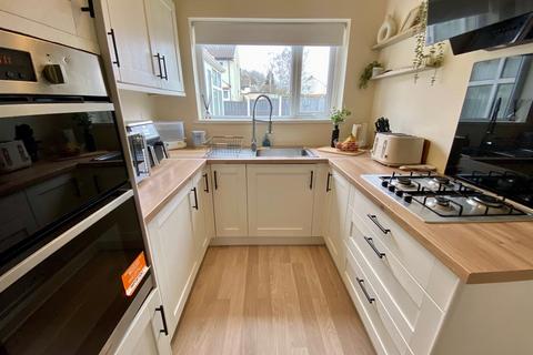 160 Keldregate, Huddersfield, HD2 1TE