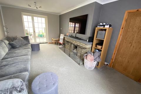 160 Keldregate, Huddersfield, HD2 1TE