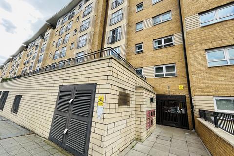 2 bedroom apartment to rent, Fusion 7, 6 Middlewood Street, Salford, Lancashire, M5