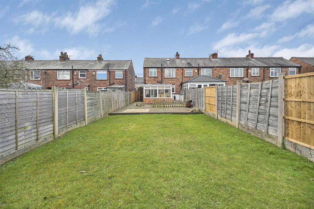 26 Lowood Street Garden (1).jpg