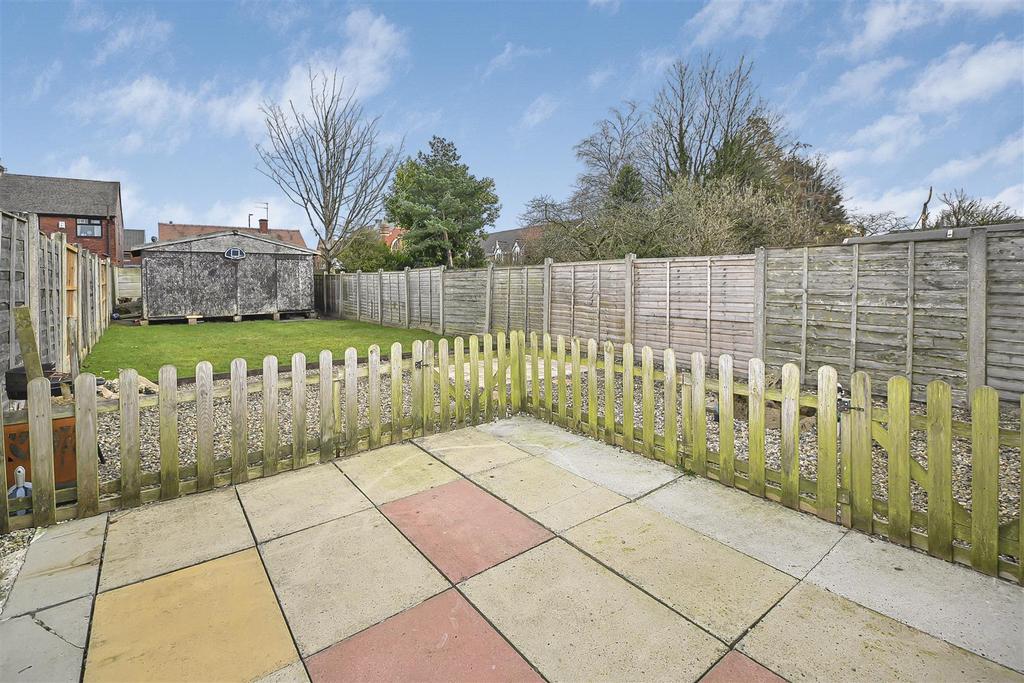 26 Lowood Street Garden (2).jpg