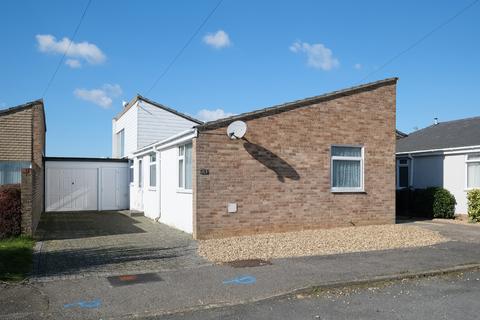 3 bedroom bungalow for sale, Mallard Crescent, Pagham, Bognor Regis, West Sussex PO21