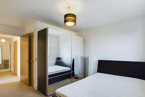 2 bedroom flat to rent, Bell Barn Road, Birmingham B15