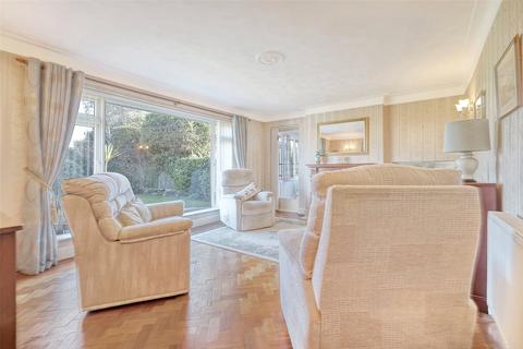 38 Dungannon Drive, Southend-on-sea, SS1 3NQ