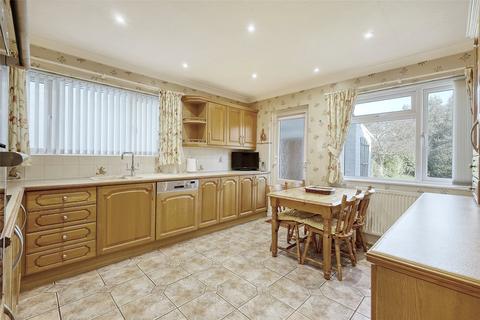 38 Dungannon Drive, Southend-on-sea, SS1 3NQ