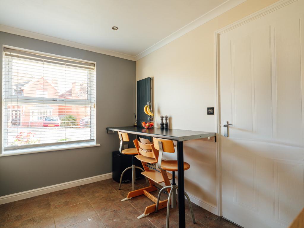 Kitchen / Breakfast Room