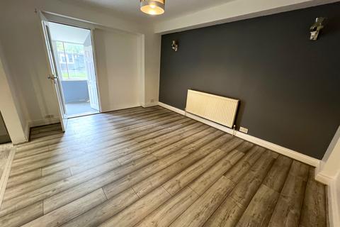4 bedroom terraced house to rent, Sheppey Road, Dagenham RM9