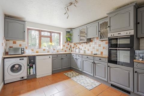 6 Cottis Close, Langdon Hills, Basildon, SS16 6SQ