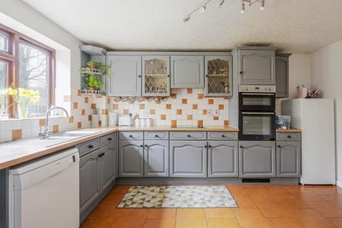 6 Cottis Close, Langdon Hills, Basildon, SS16 6SQ