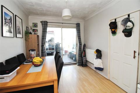 15 Blackdown Crescent, Havant, PO9 5AZ