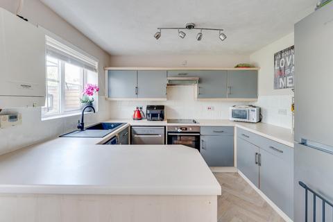 undefined, Wonderful three bedroom family home, situated within a popular, quiet cul-de-sac