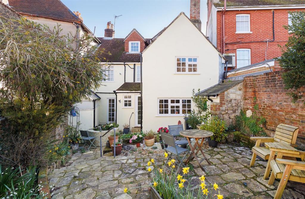 Rear Courtyard Garden