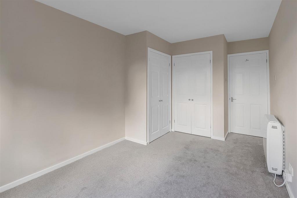 13-Oakleigh-Court-3.jpg