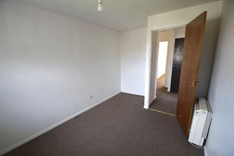 16 Wallers Close, Dagenham, RM9 6YF
