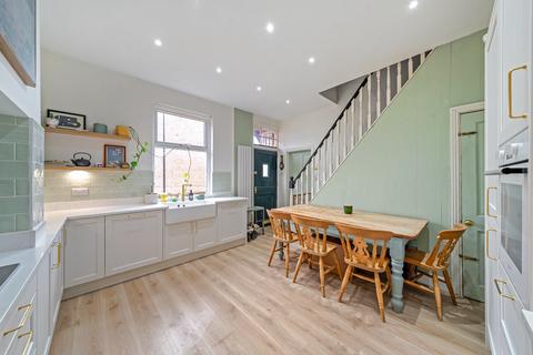 3 bedroom end of terrace house for sale, Methley Lane, Leeds LS7