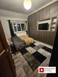 1 bedroom in a house share to rent, Dawson Gardens,  Upney, Barking, IG11