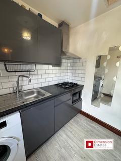 1 bedroom in a house share to rent, Dawson Gardens,  Upney, Barking, IG11