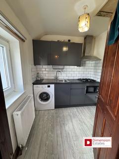 1 bedroom in a house share to rent, Dawson Gardens,  Upney, Barking, IG11
