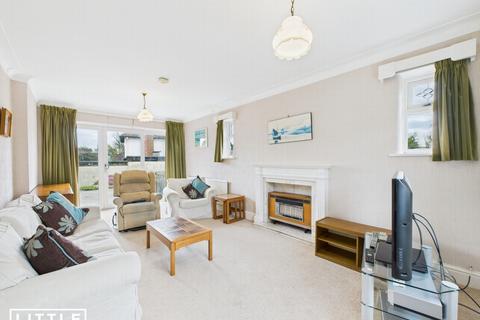 4 bedroom detached house for sale, Eaton Road, Dentons Green, WA10