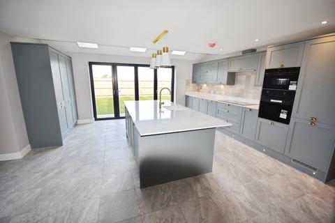 5 bedroom detached house for sale, Lumley Fields , Skegness PE25
