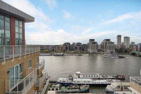 3 bedroom apartment for sale, Lombard Road, London, SW11