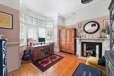 19a Worple Road, Epsom, KT18 5EP