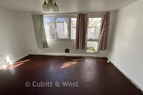 2 bedroom terraced house for sale, Downland Avenue, Peacehaven, East Sussex