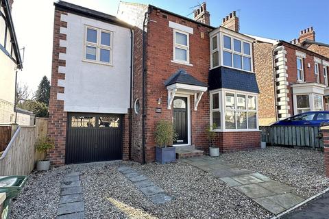 Darlington Road, Hartburn, TS18 5BD