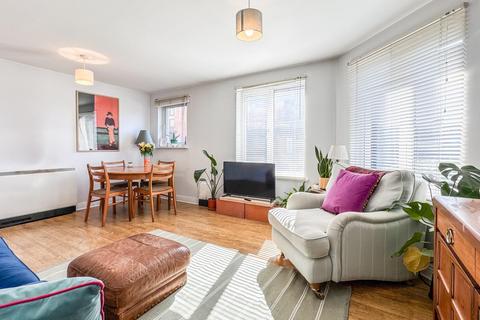 2 bedroom flat for sale, Doudney Court, Bedminster, BS3 4AP