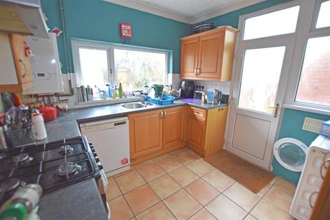 4 bedroom terraced house to rent, Newfoundland Road, Heath/Gabalfa, Cardiff