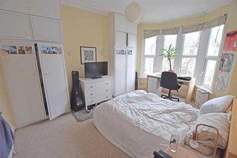 4 bedroom terraced house to rent, Newfoundland Road, Heath/Gabalfa, Cardiff
