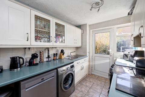 28 Wheatsheaf Close, Horsham, RH12 5TH