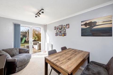 28 Wheatsheaf Close, Horsham, RH12 5TH