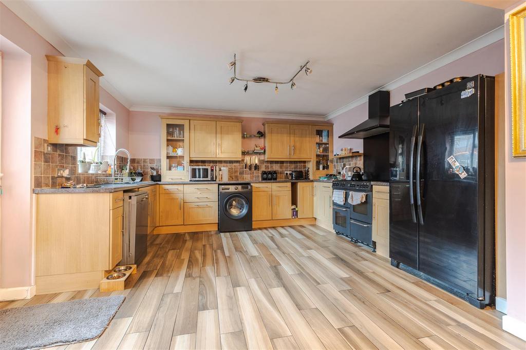 Kitchen breakfast room