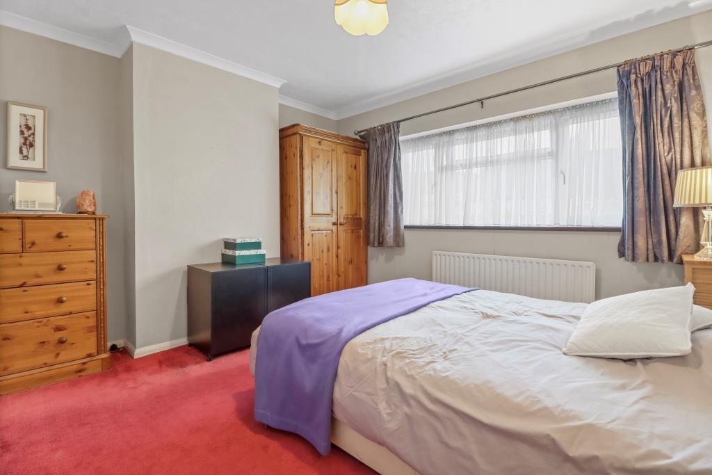Bedroom 1 Photo 2