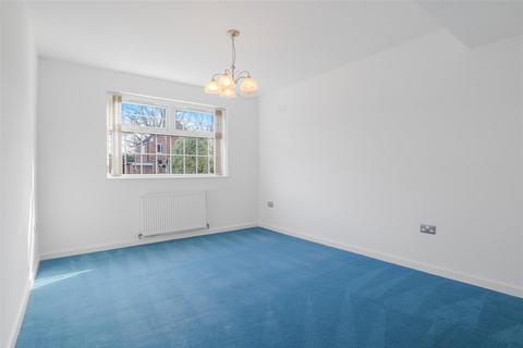 2 Ashfield Road, Kenilworth, CV8 2BE