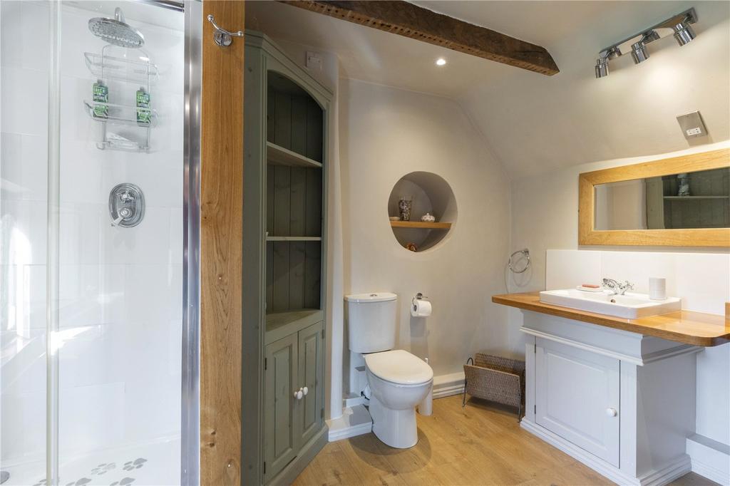 Bedroom 2 En-Suite